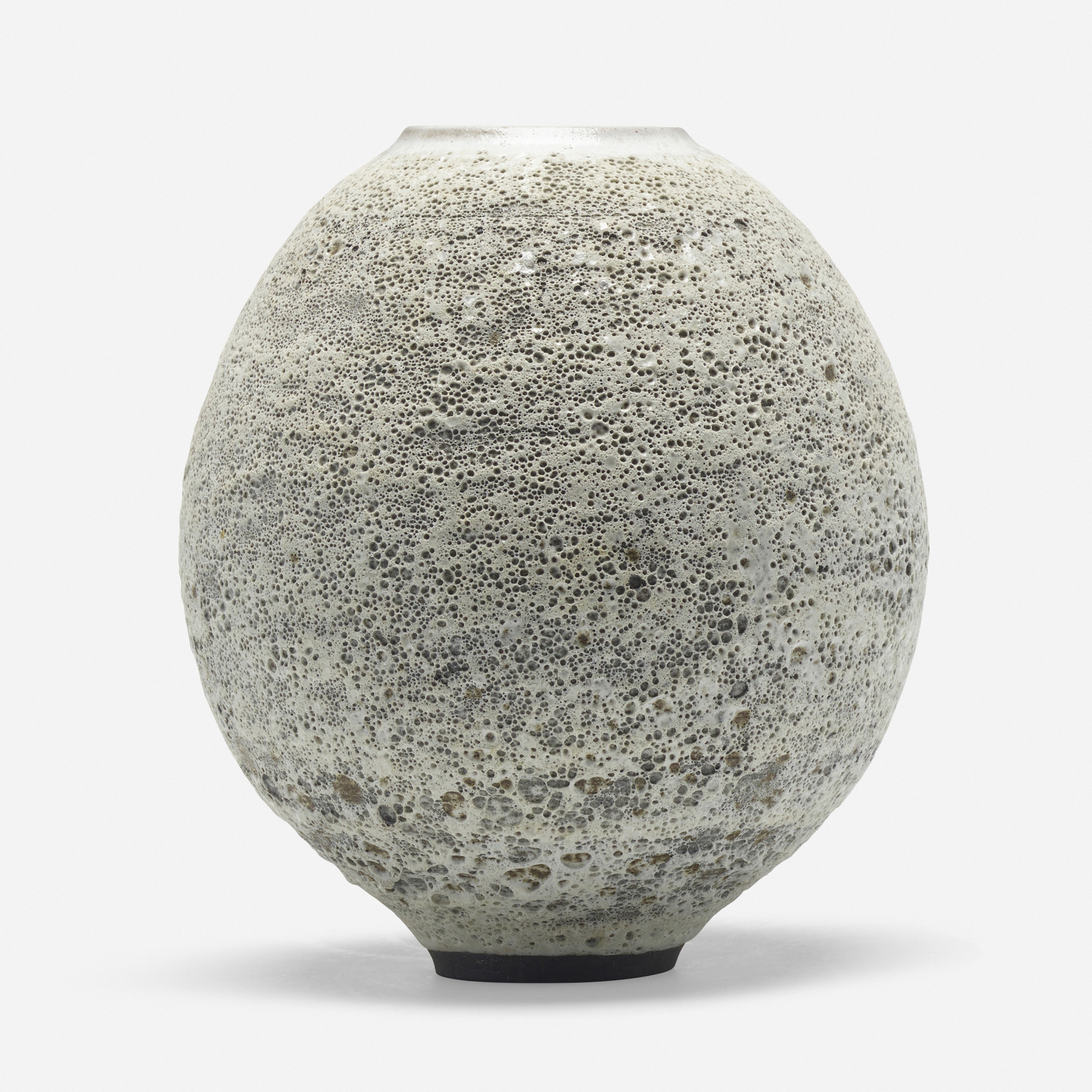 341: ADAM SILVERMAN, Vase < Post-War Ceramics, 13 April 2023